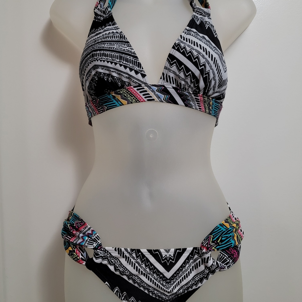Ninety-Nine Degrees Printed Swimsuit!
